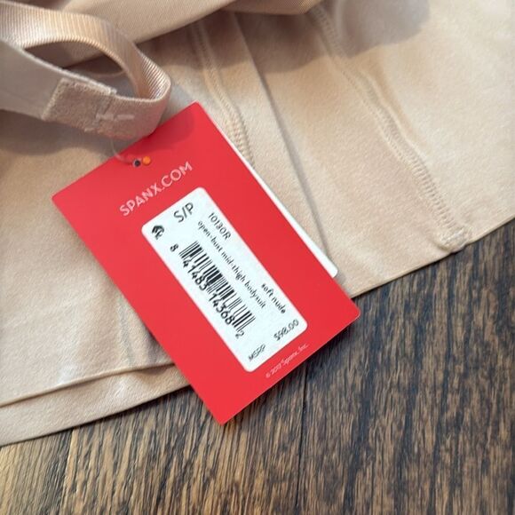 NWT SPANX Sculpt OnCore Open-Bust Mid-Thigh Bodysuit - Picture 4 of 4